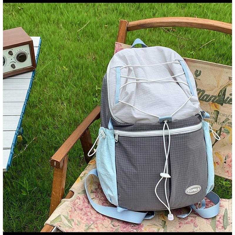 

Новый школьный рюкзак имеет высокую ценность, свежий и милый, контрастные цвета, рюкзак с нашивками, легкий для путешествий и рюкзак большой вместимости. серо голубой