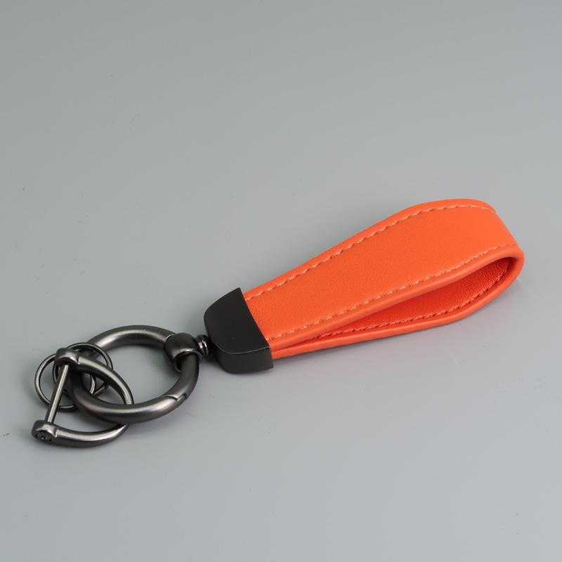 Personalisierbarer Schlüsselanhänger für Auto aus weichem Leder mit Logo-Prägung