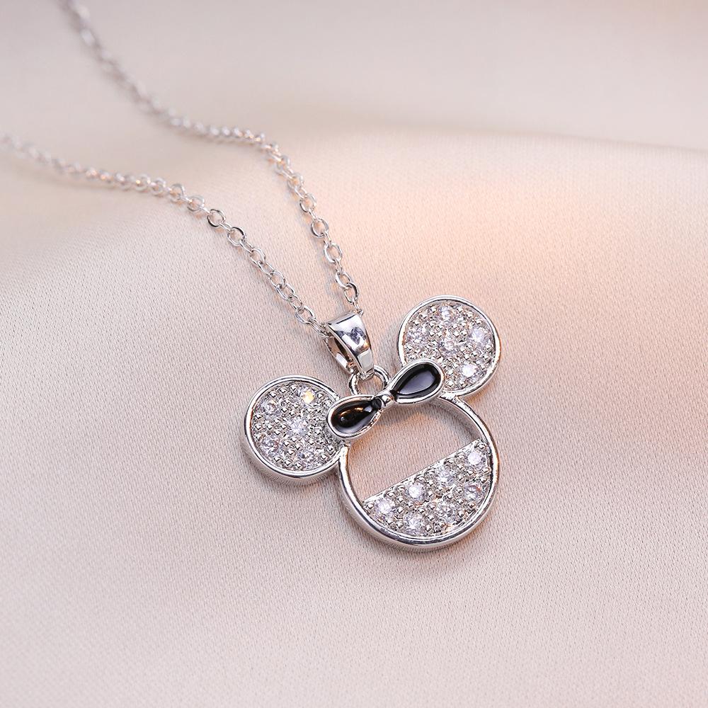 Cartoon Zirkon Minnie Maus Anhänger Halskette für Damen Mädchen Edelstahl Kette Schmuck Süßes Geschenk für Freunde Fans white