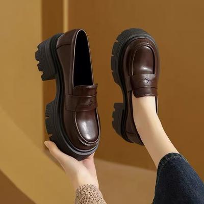 Μοκασίνια μεγάλου μεγέθους γυναικεία βρετανικού στυλ μικρά δερμάτινα παπούτσια 2025 νέα ιαπωνικά ευέλικτα ρετρό πλατφόρμα αυξητικού ύψους παπούτσια Mary Jane