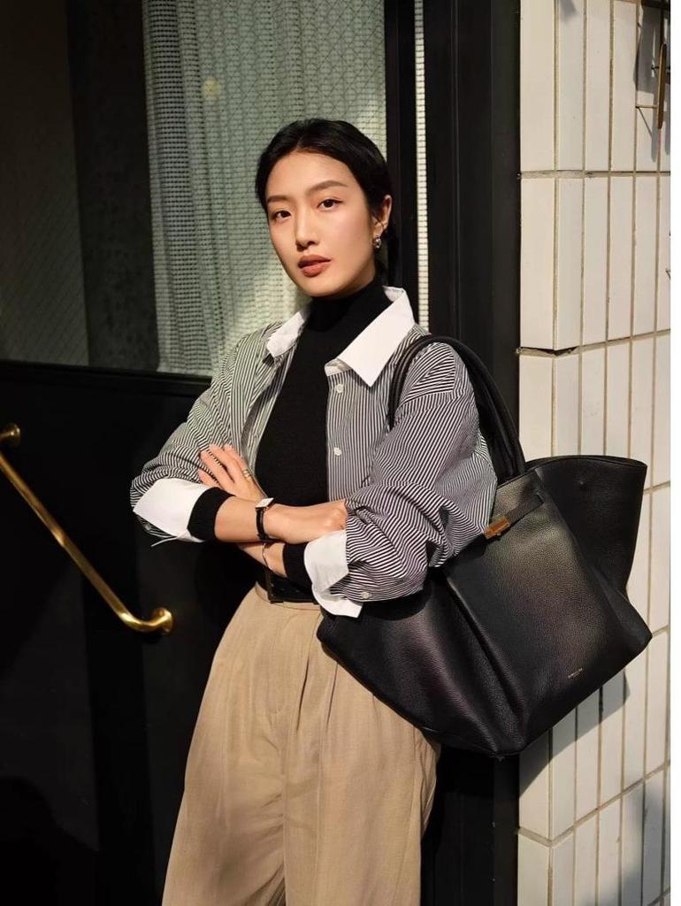 Demellier Wing Dámska taška Tote s veľkou kapacitou: Taška cez rameno a crossbody New York.