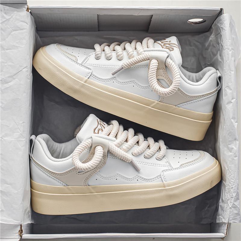 Fashion Small White Shoes Men's Sports Leisure Skate Shoe Thick Soles Man Shoes Designer Sneakers Men Skateboard Spring/Autumn Lace-up