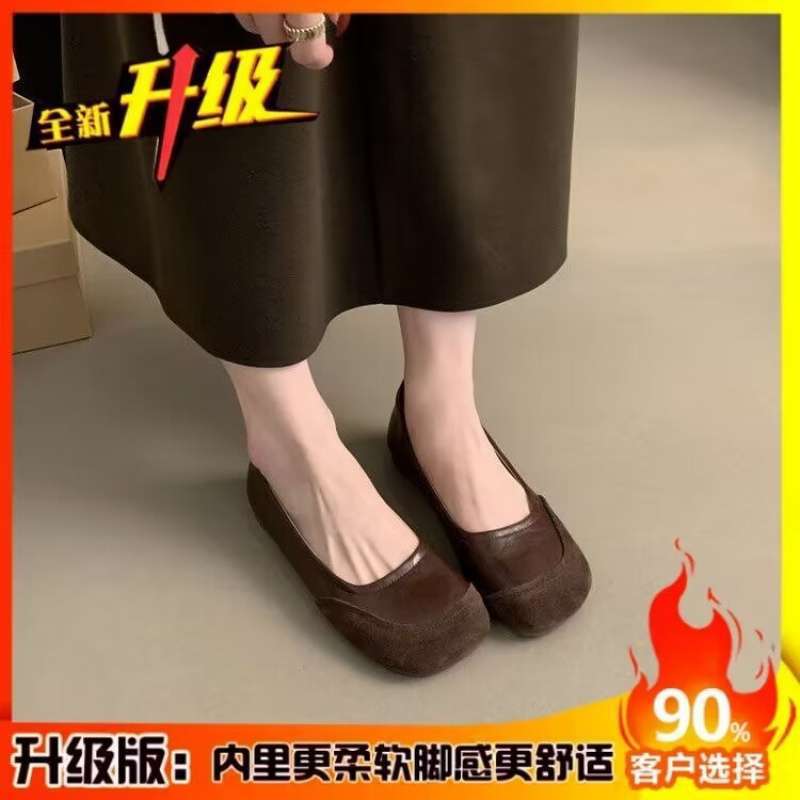 Retro soft-soled round head shallow mouth versatile single shoes grandma shoes Doudou shoes French Mary Jane shoes flat large size women's shoes