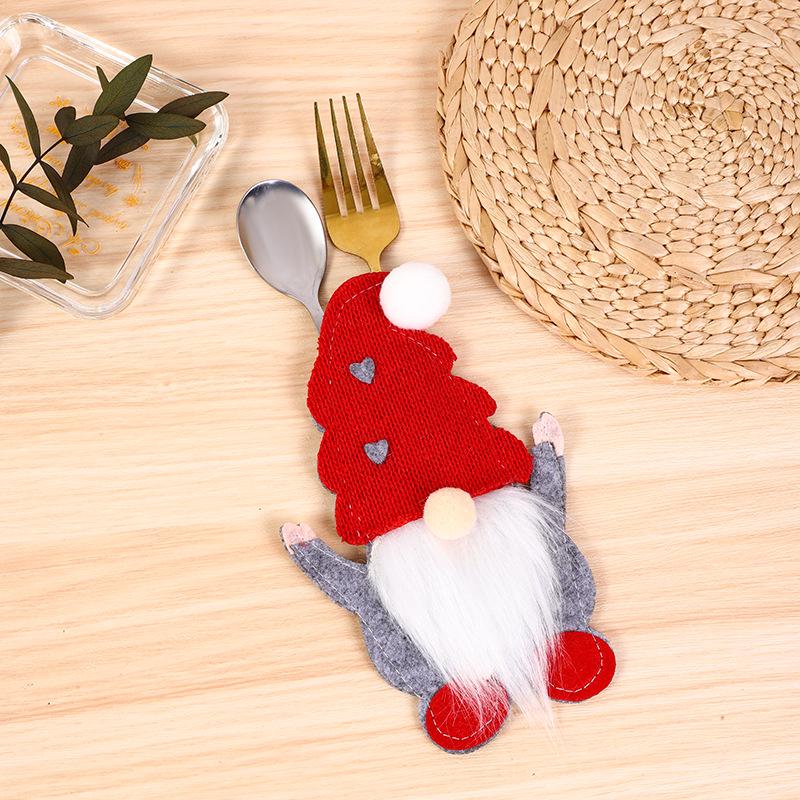 Christmas Gnome Cutlery Set: No-Face Old Man Knife & Fork with Rudolph Bag - Festive Decoration Supplies