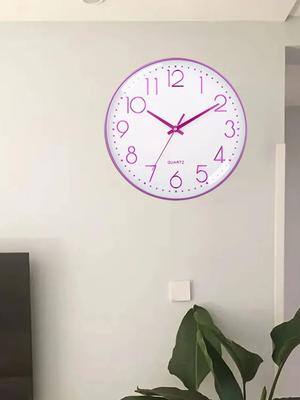 Fashion Wall Clock Hd Glass Travel Time Accurate Mute Wall Mounted Clock for Children's Study Send Friends Wall Decoration