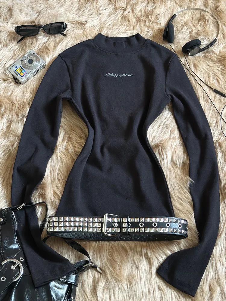 2026 Autumn/Winter Women's Y2K Off-Shoulder Slim-Fit Long-Sleeve Top