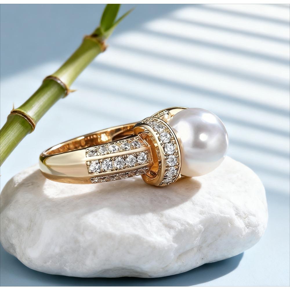 Light luxury and elegant design suitable for women's engagement and wedding rings and wedding jewelry