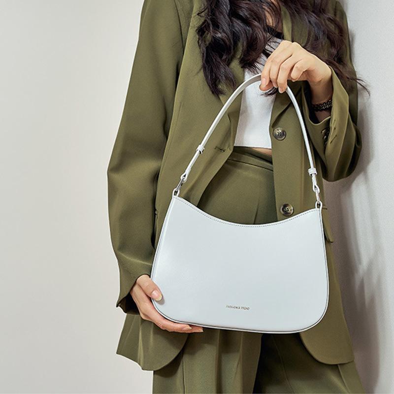 Luxury Cow Leather Bags Women Shoulder Bags Metal Decor Messenger French Vintage Underarm Purse Ladies Trendy Tote Bags