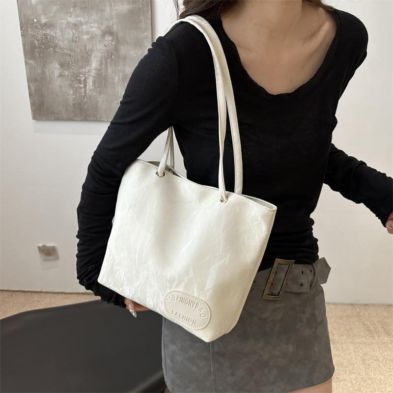 Elegant Large Capacity Women's Tote Bag 2024 Summer New Trendy Street Style