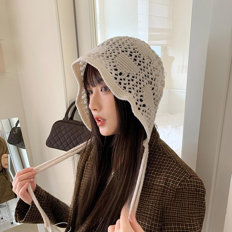 25 New Autumn and Winter Hollow Knitted Hats Women's Big Head Circumference Showing Face Small Literary Net Hole Stacking Hats