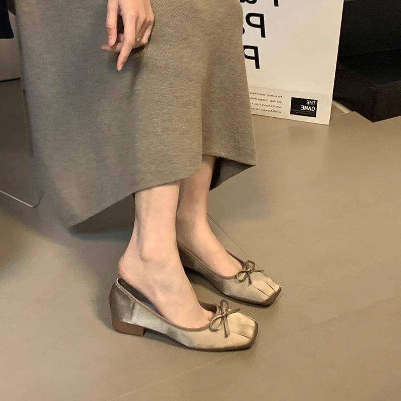 

Атласные балетки с квадратным носком женские весенне-летние универсальные туфли с бантом и легким ртом вечерние легкие туфли для легкого отдыха 35 хаки