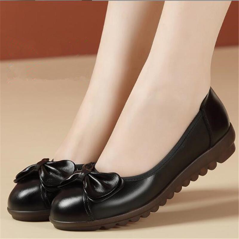 Fashion Women Genuine Leather Flat Shoes Fashion Slip on Loafers Comfortable Casual Ballet Flats Large Size 35-43 Low heel Ladies Shoes