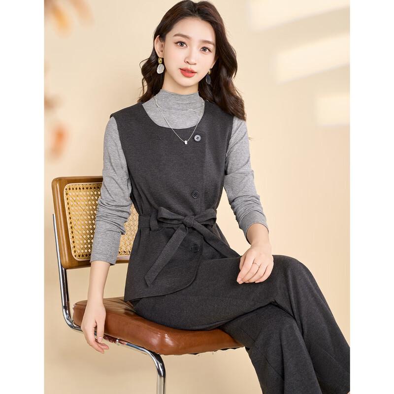 

Kebeier Elegant Three-Piece Commuter Suit M