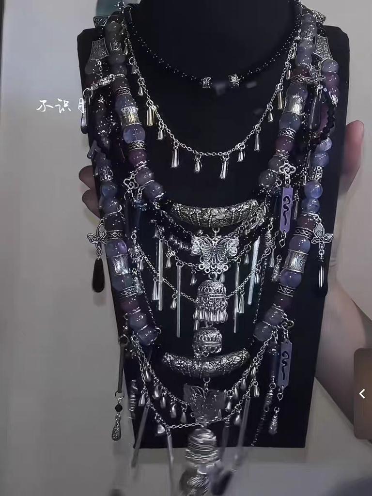 Heavy industry pendant, double-layered, extremely complex, damp aesthetic, cool, fringed necklace, retro ethnic style sweater chain.
