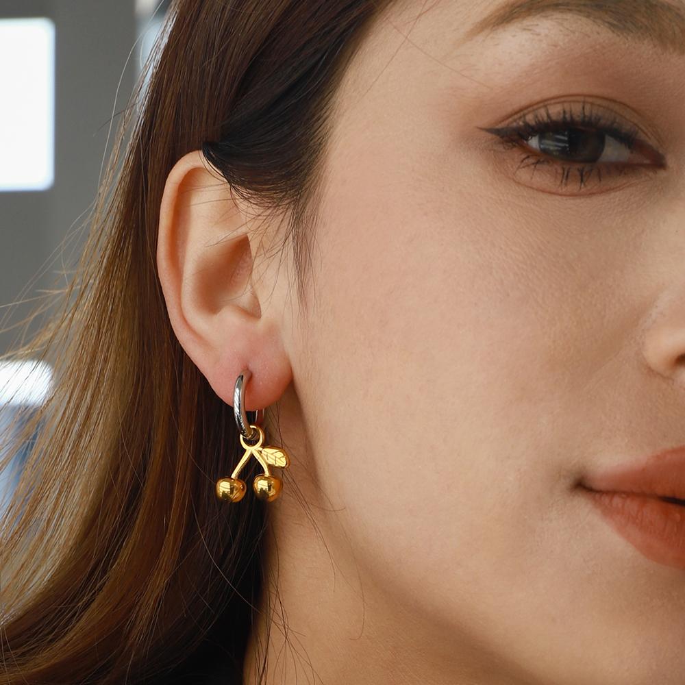 Stainless Steel Distinctive Cherry Pendant Earrings Waterproof 18K PVD Plated Popular Jewelry Wholesales Accessories