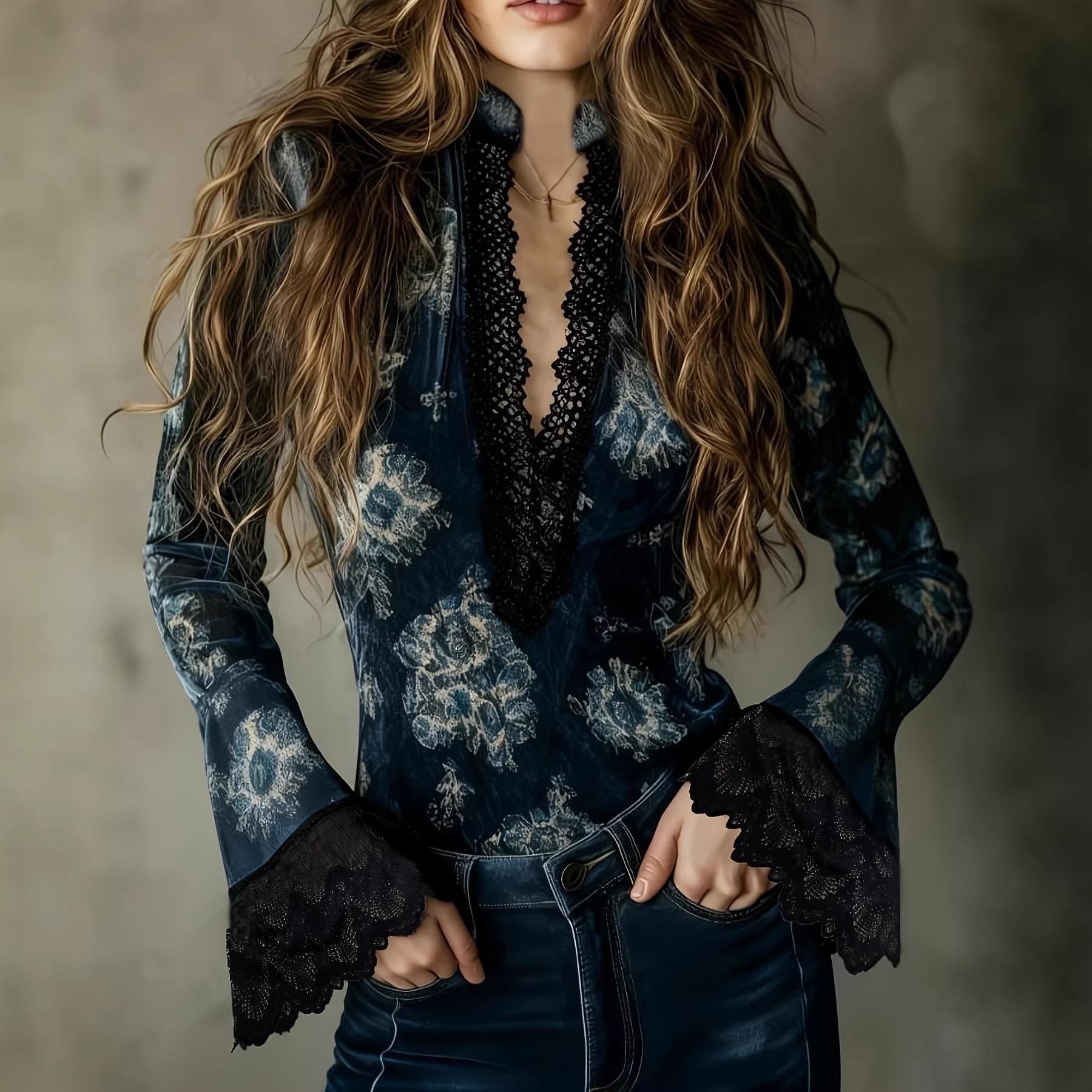 

Темно-синий бархатный ретро топ с цветочным принтом, глубоким V-образным вырезом и рукавами-колоколами - Стройнящий осенне-зимний стиль S