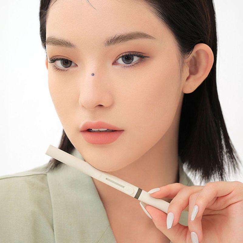 

Карандаш для оформления бровей Easy 0,13 г SOFT ASH BROWN