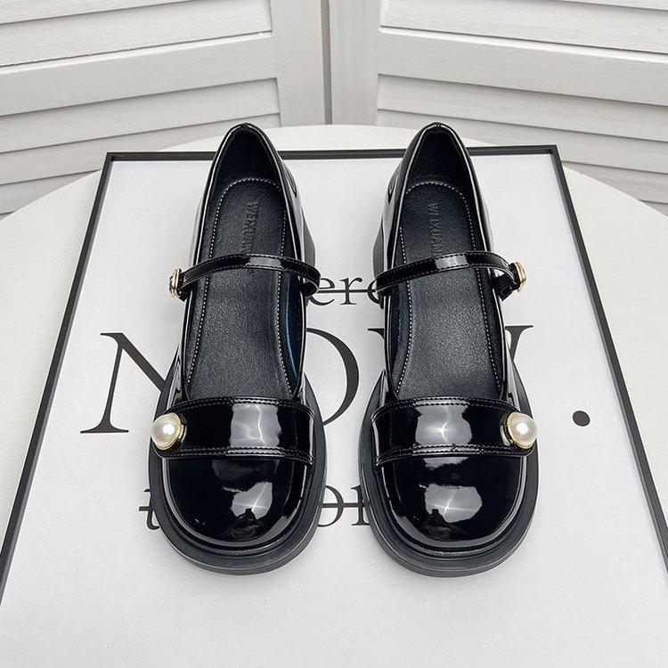 Mary Jane High-heeled Single Shoes Women's 2025 Spring New Bridesmaids Patent Leather Thick-heeled College Style Jk with Skirt Small Leather Shoes
