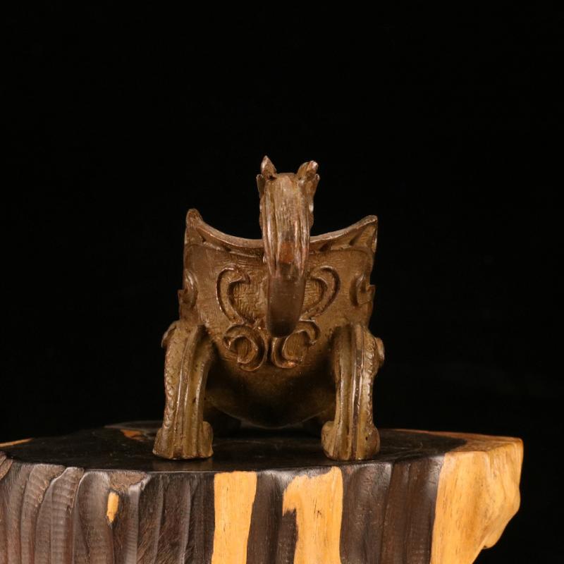 Copper Statue Red Copper Beast Head and Dragon Tailwine Cup Decorated with Antique Tripod Cup Metal Crafts