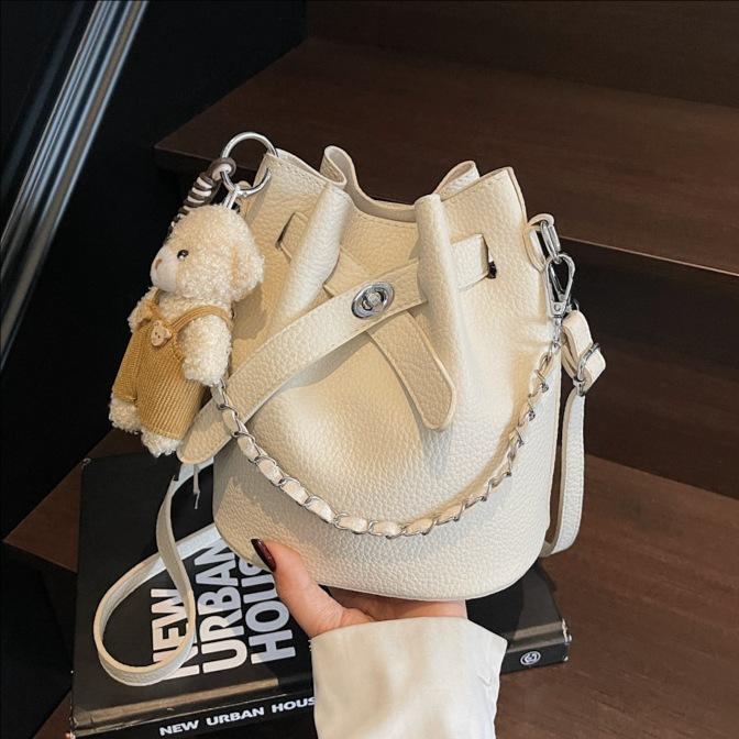 New Bag Women's Shoulder Bag Versatile Casual Messenger Bag