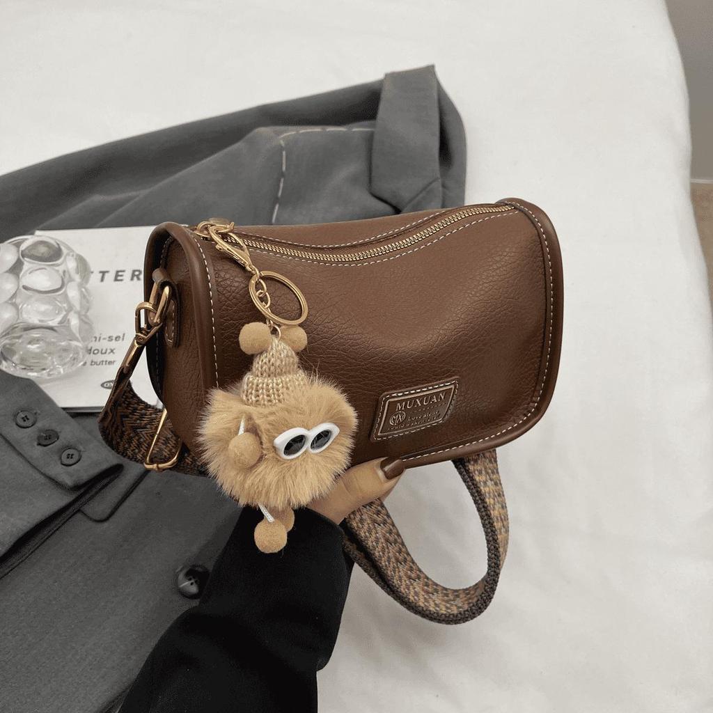 2025 Women's High-End Boston Baguette Shoulder Bag - Popular Wide Strap Crossbody Pillow Bag