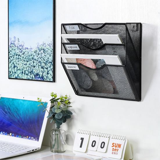 Organizador de Arquivos de Parede 3 Níveis Malha Metal Suporte de Pastas Suspensas com Espaços para Etiquetas Resistente à Ferrugem Organizador de Correspondência para Escritório Casa Sala de Aula