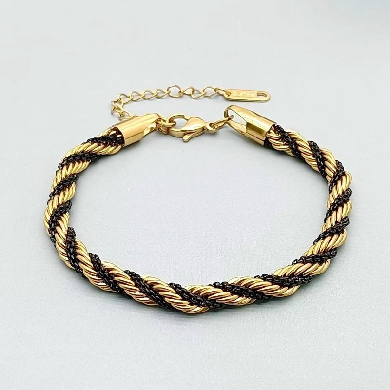Titanium Steel Geometric Women Bracelet With Gold Plating For Fashion Gift