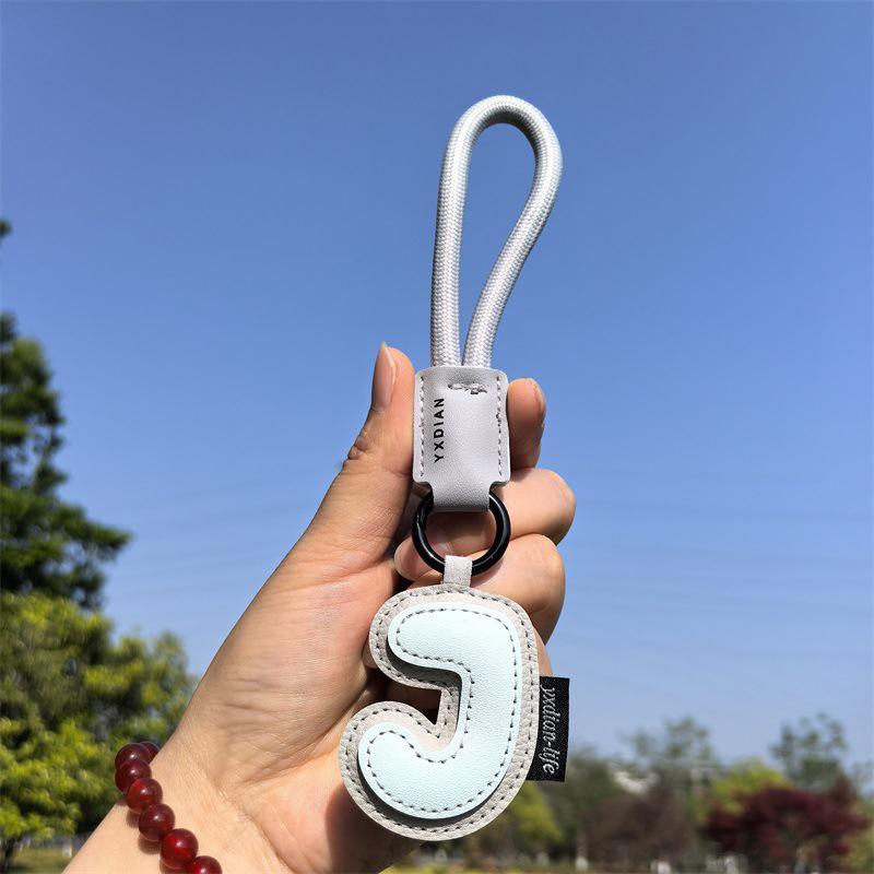1PC Anniversary Gifts Lucky Letters Creative Alphabet Keychain Minimalist Wedding Favors Trendy For Couples Engraved 18CM