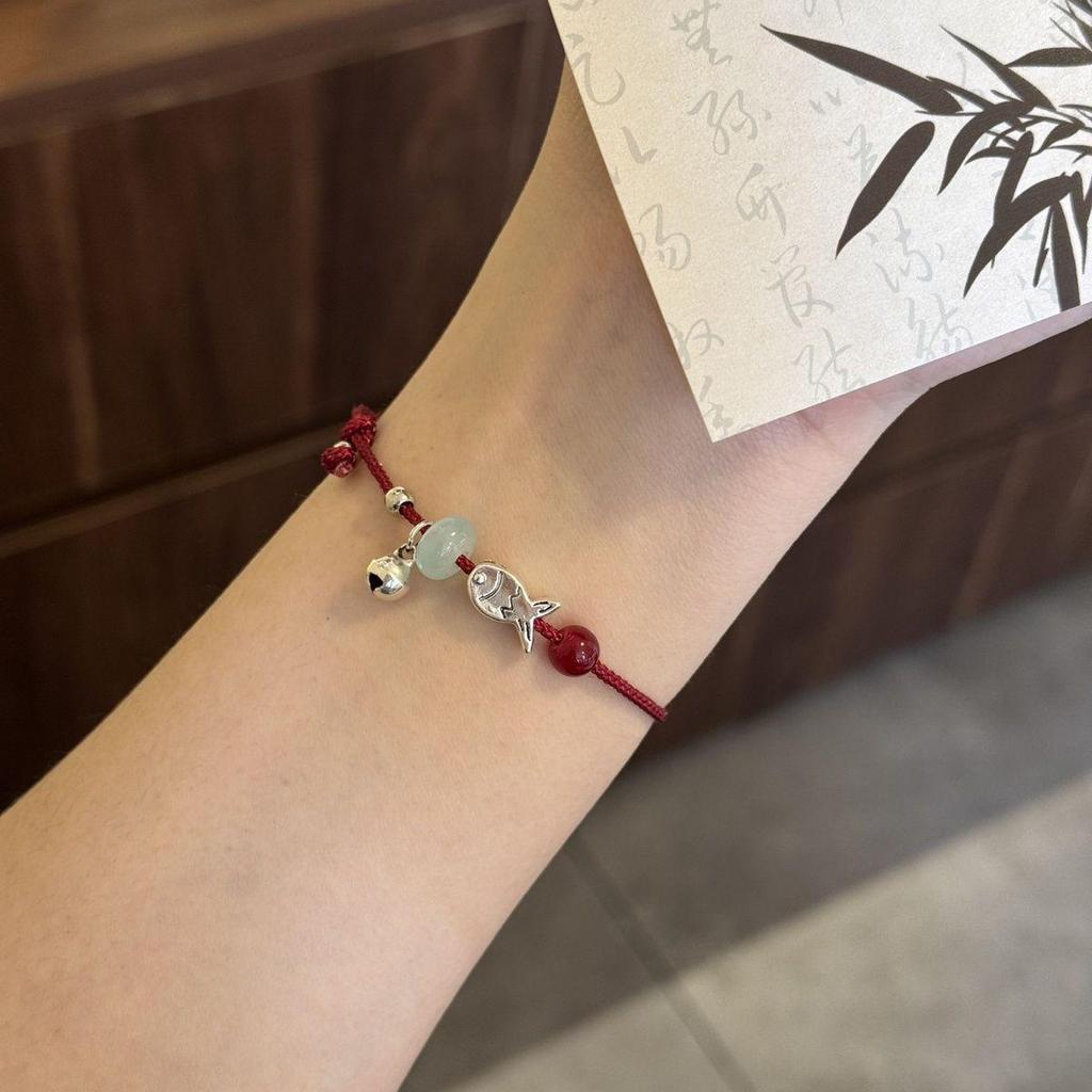 Dragon Gate Koi Glockenarmband: Süßes rotes Seil, Glücksbringer für beste Freunde, chinesischer gewebter Schmuck