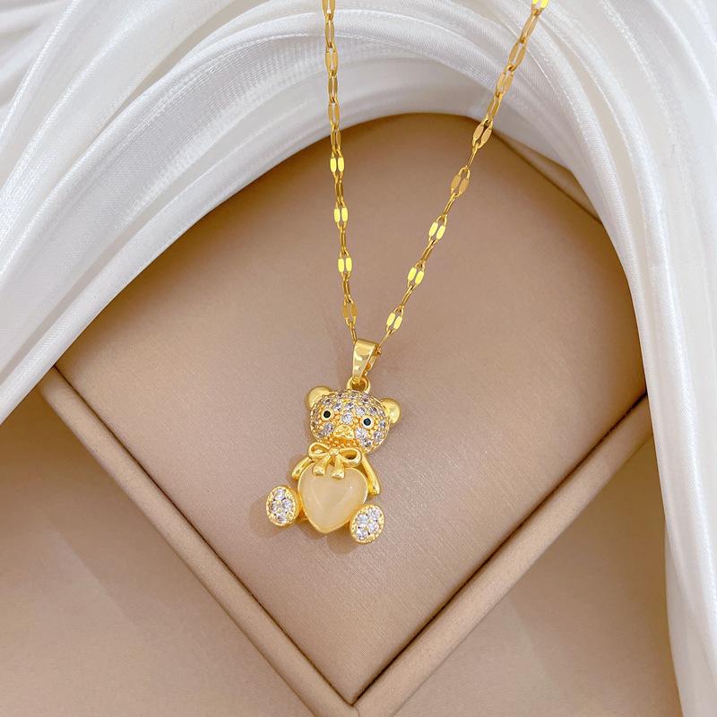 Women's Versatile Collarbone Light Luxury Cat Eye Teddy Bear Necklace