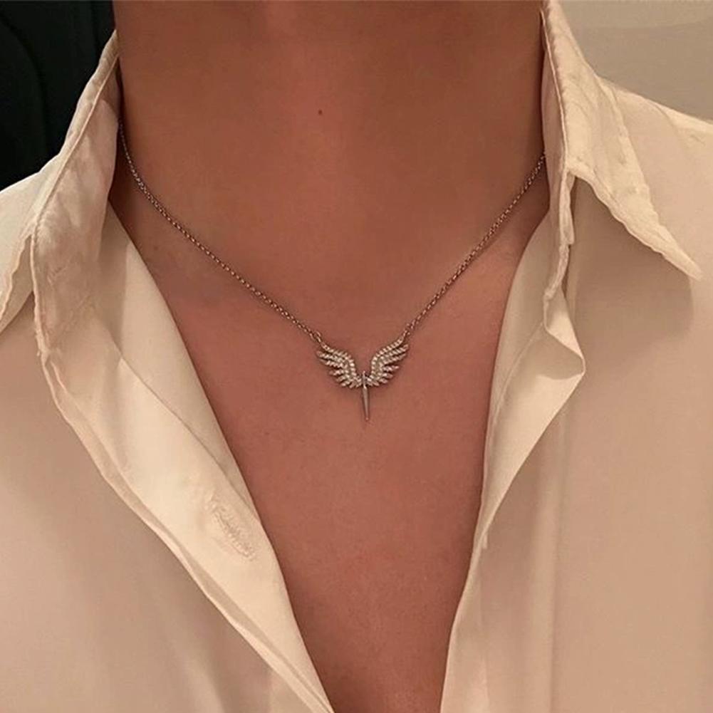 Fashion Shiny Rhinestone Angel Wing Necklace Niche Design Pendant Light Luxury Daily Versatile Chain Jewelry Accessories