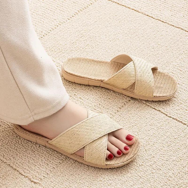 Male Slipper Walk Around Home Indoor Slides House Soft Sabot Elegant Clappers 2025 Style Y2k Summer Sale Eva Original Men's Shoe