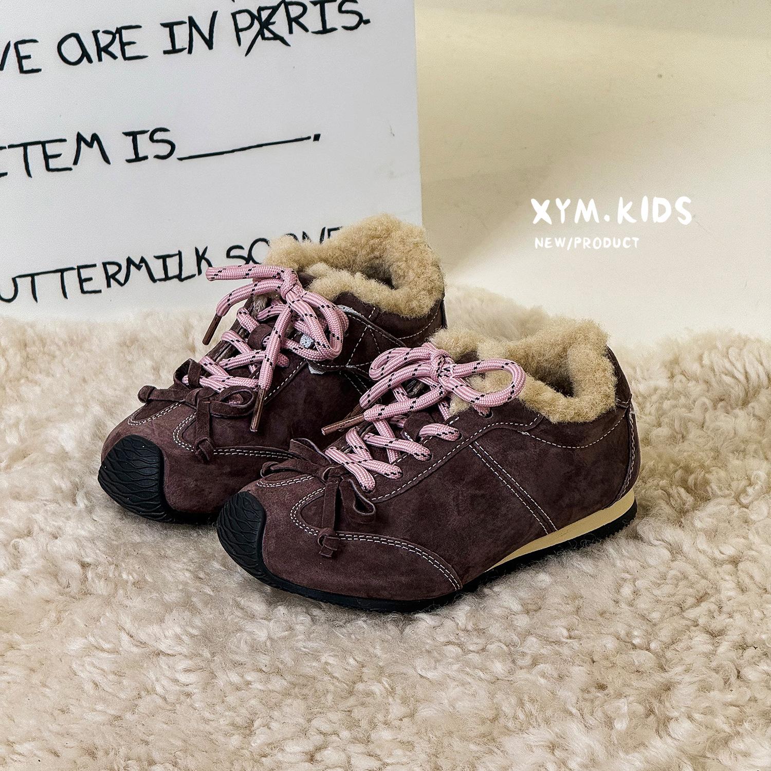 

2025 зима новая детская повседневная хлопковая обувь корейская версия ретро бант матовая кожа для девочек немецкие тренировочные туфли 26-30 yards 5 pairs of minimum approval