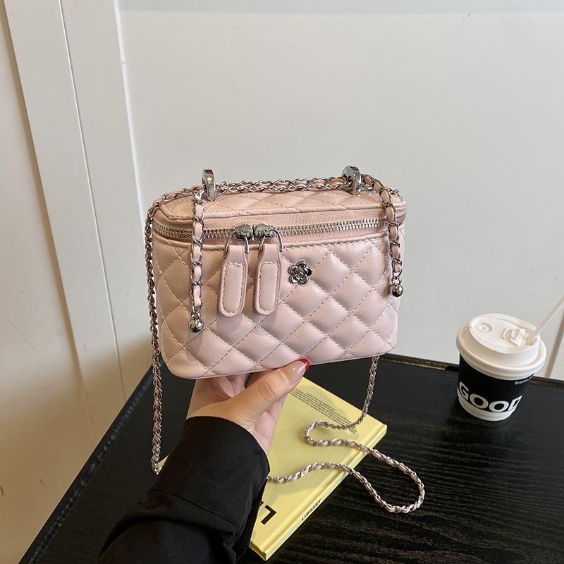 Chain bucket bag women's new fashion versatile casual high-end messenger bag box small square bag