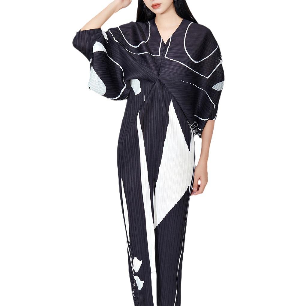 Plus Size Summer Pleated Dress for Women – Elegant and Slimming, High-End Style