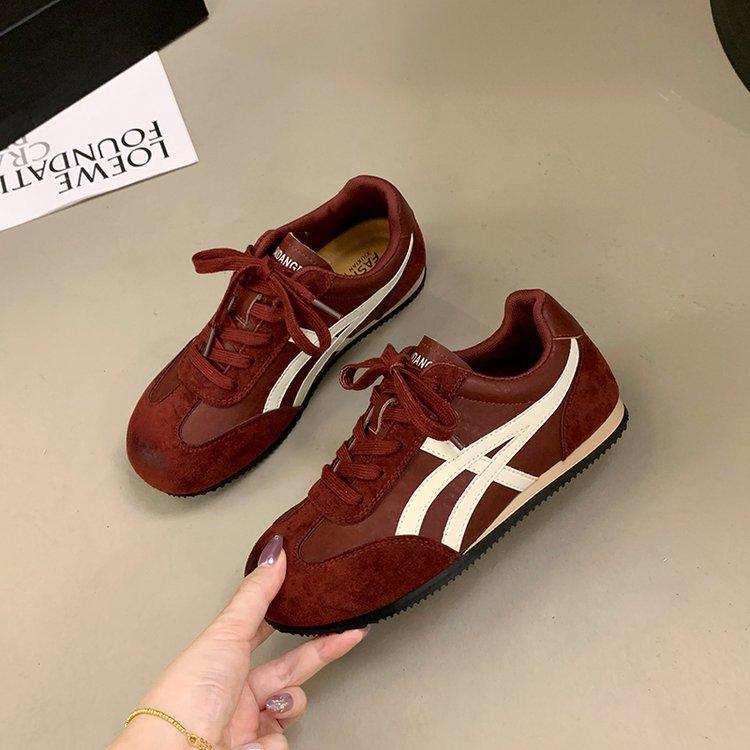Cowhide Version! Red German Training Shoes Women's 2025 New Autumn Popular Versatile Forrest Gump Shoes Sports and Leisure Board Shoes
