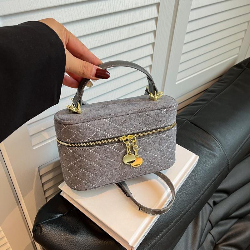 

Нишевая женская сумочка Модная квадратная коробка в форме ромба с высоким уровнем внешнего вида и сумка через плечо серый