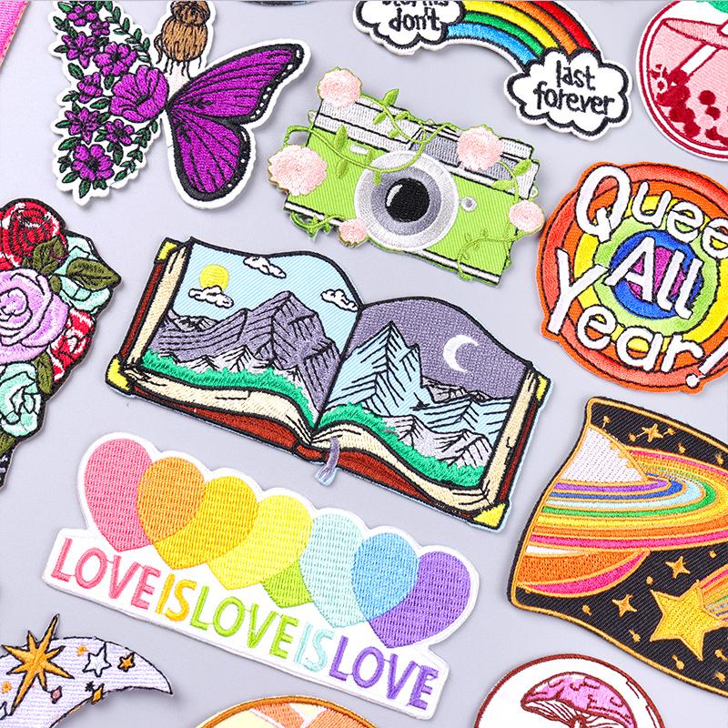 Outdoor Iron On Patches For Clothes Rainbow Heart Embroidered Patches For Clothing Thermoadhesive Patches On Clothes Stripe DIY