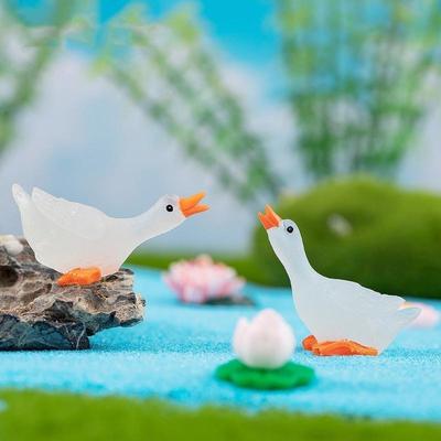 Outdoor Garden Yard Decorative White Gooses Figurine 3pcs Mini Resin Statue Decorative Ornaments for Indoor Party
