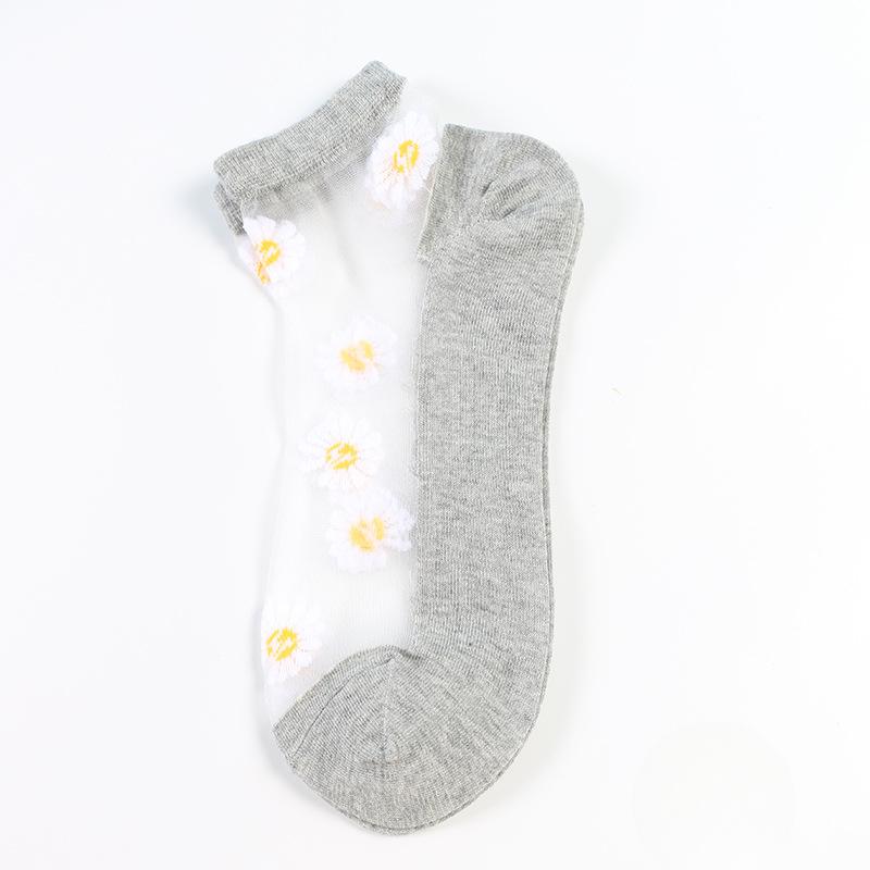 Ladies Spring and Summer New Fashion Leisure Glass Silk Boat Socks