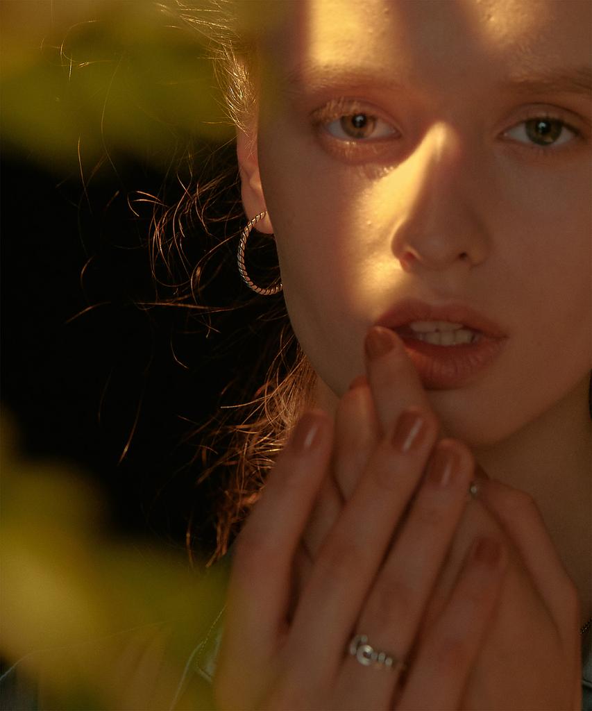 One Enough Curved Hoop Earrings