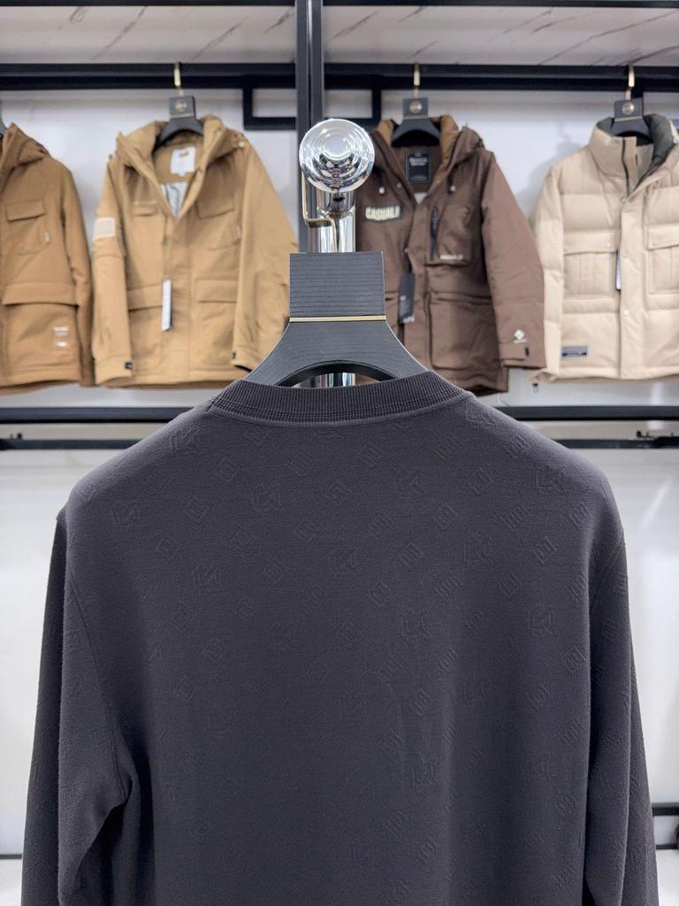 Dou Jia Minimalist Men's Round Neck Knit Sweater - Dark Gray, Warm, Versatile, Long Sleeve, Tagged 0120