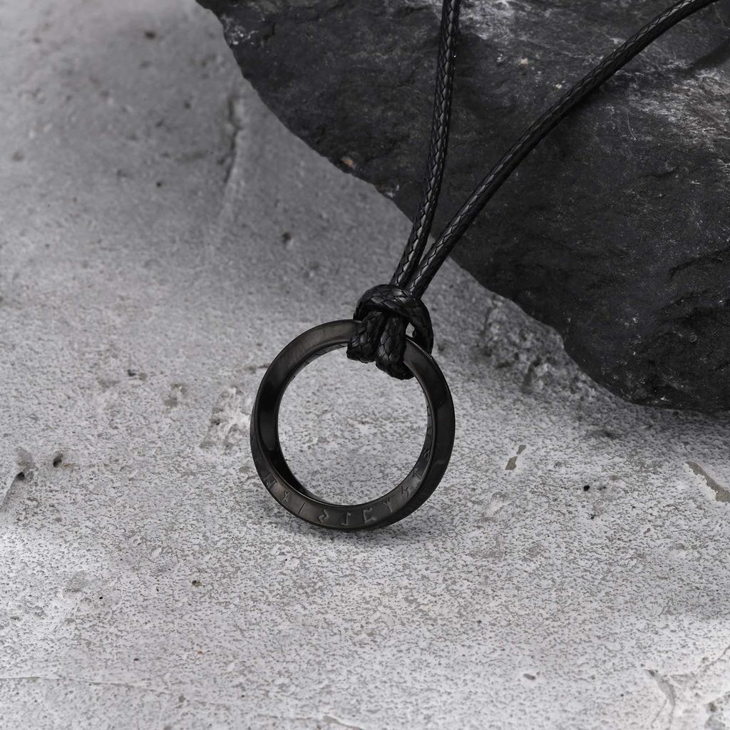 New Stylish Norse Viking Necklaces for Men,Waterproof Stainless Steel Mobius Round Pendant Collar,Gifts for Him Jewelry