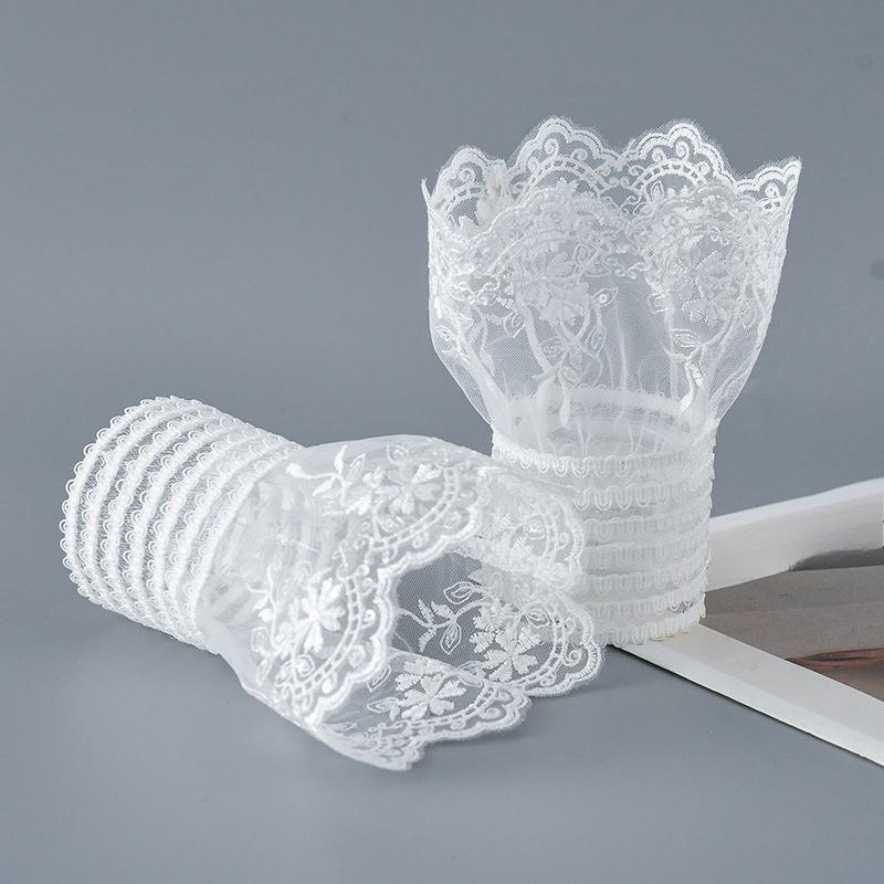 Simple Wrist Cuffs Wristband Elegant Shirt False Cuffs for Sweater Lace Detachable Sleeved Horn Cuffs Embroidery Accessories