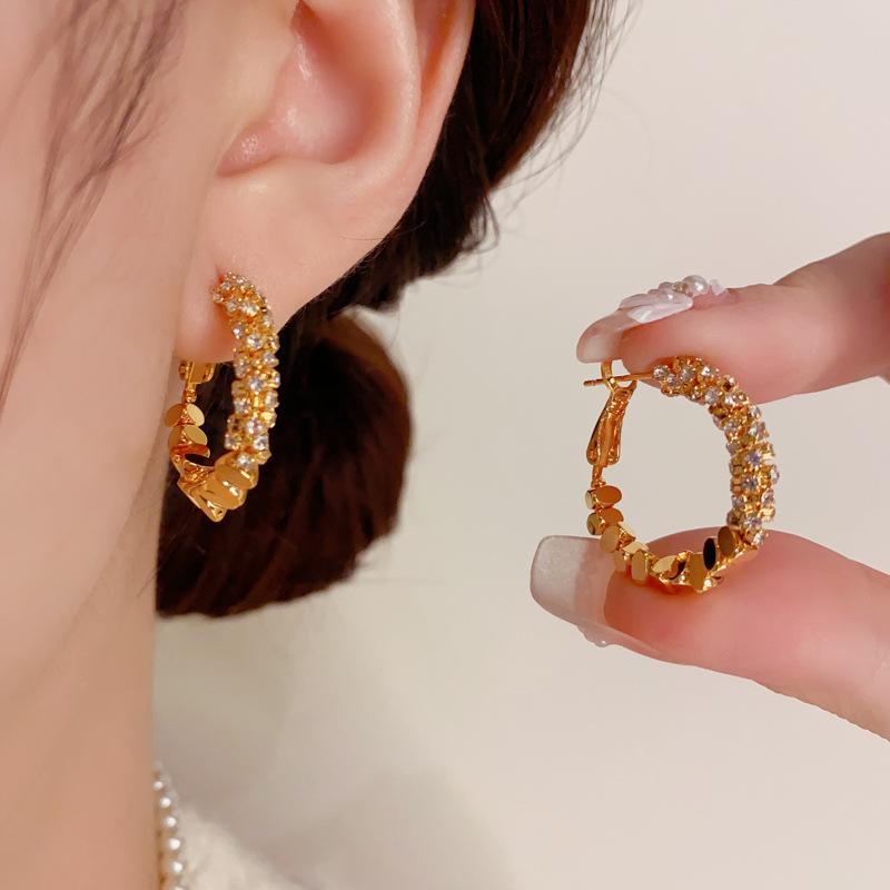 Fashion Design Sense Zircon Broken Silver Hoop Earrings Net Celebrity Personality All-match Cool Style Earrings