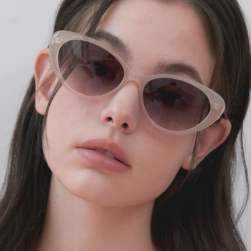 

One Brilliant Carmen-OB435-Light Pink FREE