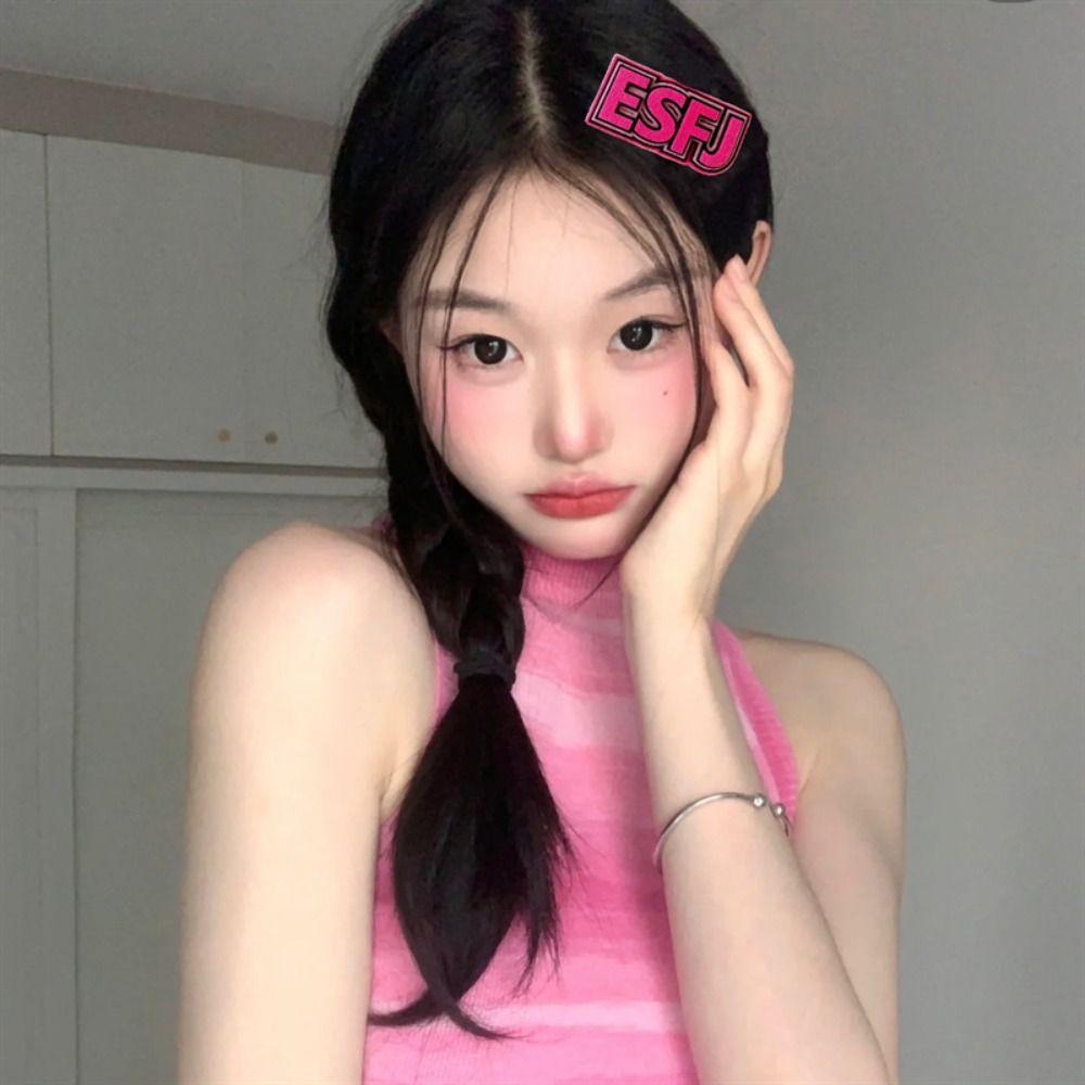 Бөтелкенің писки фотосы Үш әйел еркекті сиқырлайды