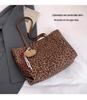 Leopard Print European Retro Tote Bag: Fashionable, Versatile, Large-Capacity Shoulder Handbag for Women