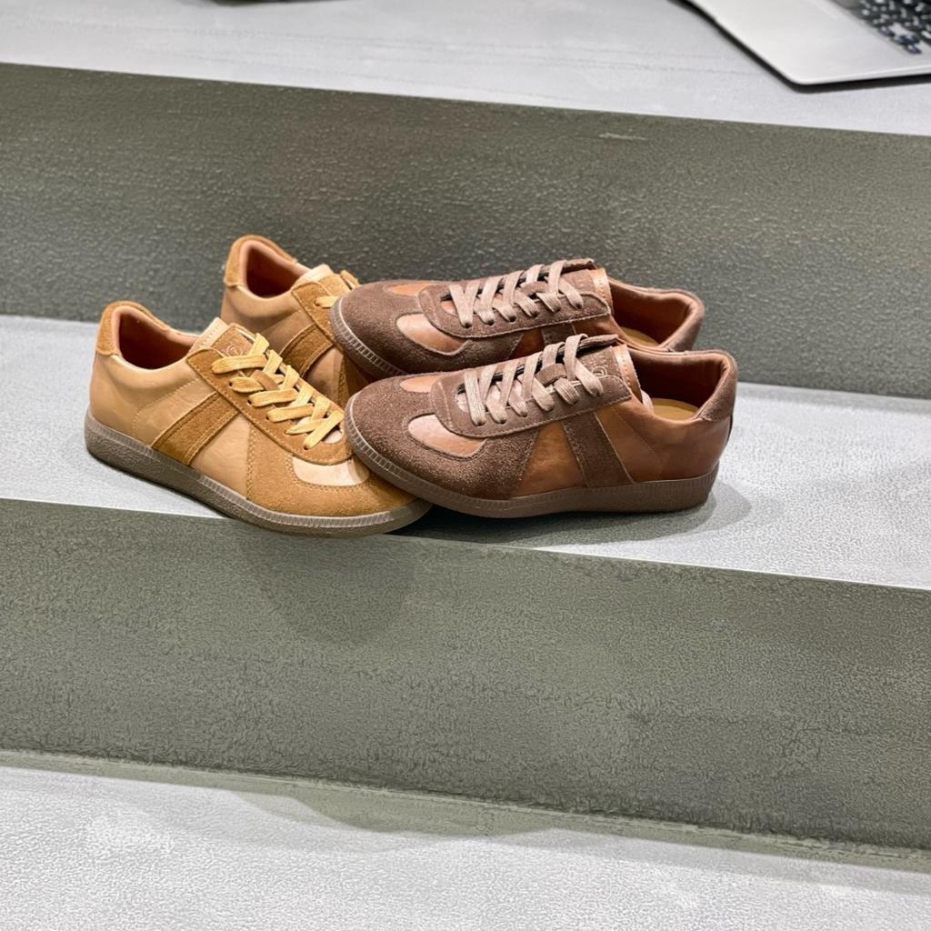 Retro German training shoes women's 2025 autumn new versatile soft sole comfortable flat bottom round head lace-up casual board shoes