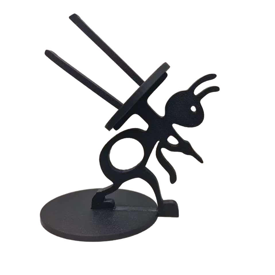 3D Printed Novelty Toilet Paper Holder: Fun Stereoscopic Ornament for Bedroom or Bathroom